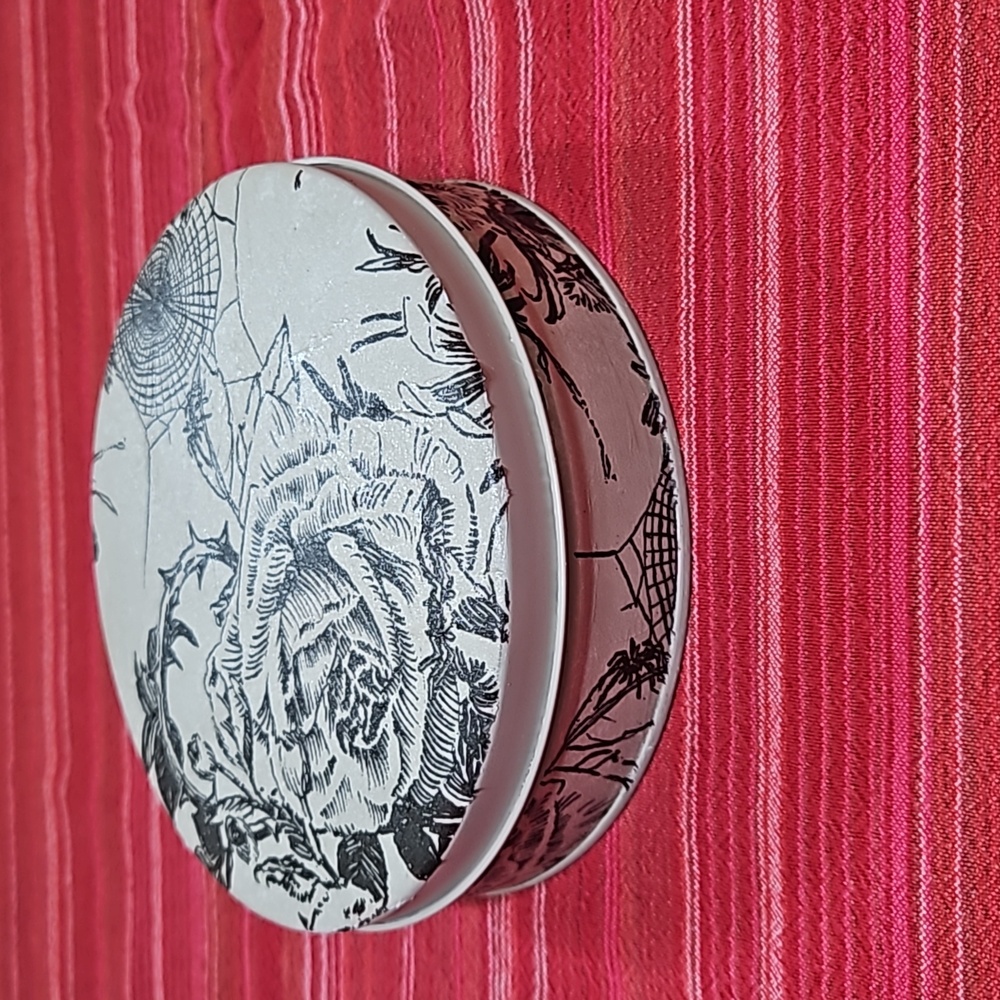 Storage Tin with spooky theme